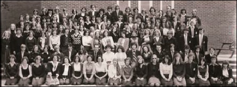 Farnham College Fifth Form photo, July 1976